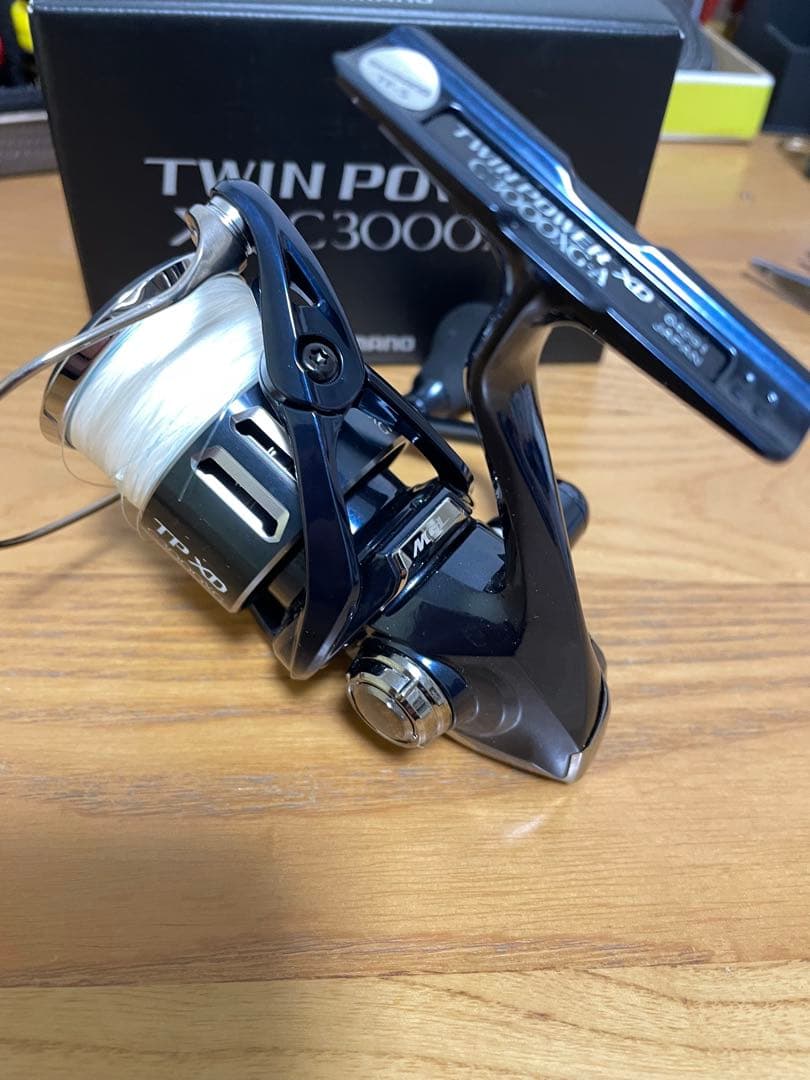 Shimano21TWIN POWER XD C3000XG 極美品