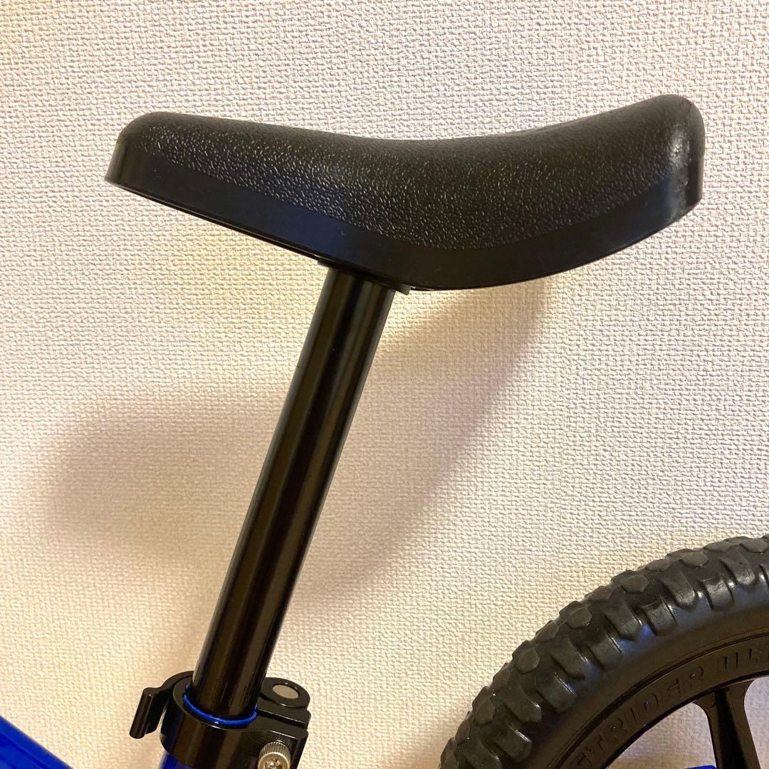 【美品】ストライダー クラシック 12インチ 青 バランスバイク