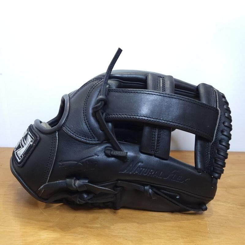 ハイゴールド ビギナーズ レギュラーランクモデル 美品 内野用 硬式グローブ