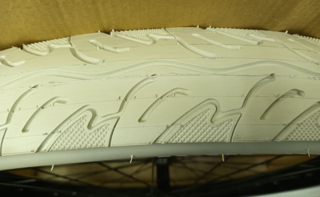 新品未使用！KENDAタイヤ＆ホイールセット