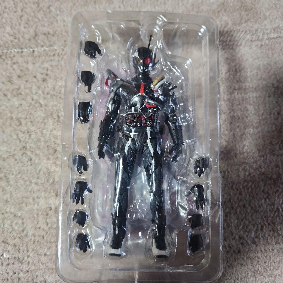 SHFiguarts 仮面ライダーアークゼロ & ARK EFFECT SET