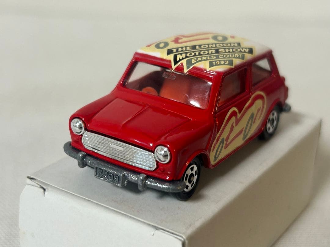 トミカ 日本製 トラフィック特注 ミニクーパー ロンドンモーターショウ