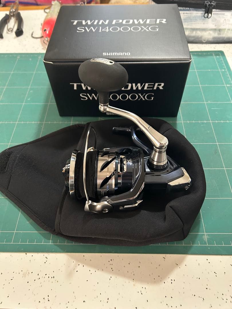 SHIMANO 21TWIN POWER SW14000XG スピニングリール