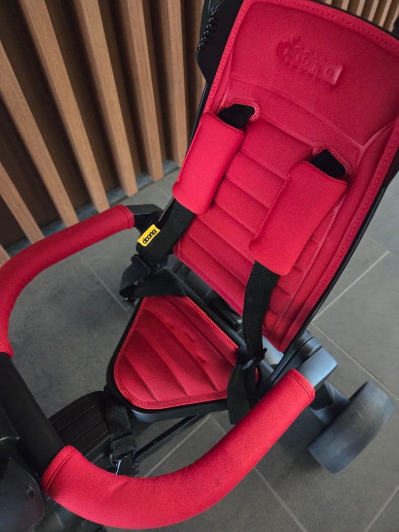 Doona Liki Trike リキトライク　折り畳み式三輪車　レッド