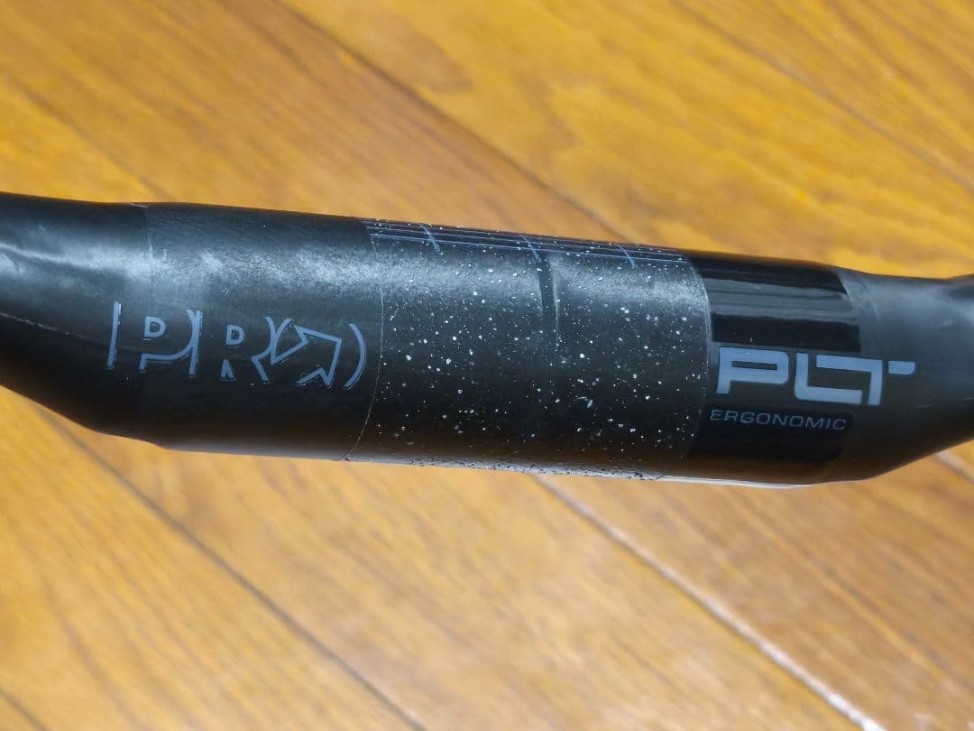 【新品】新型PRO PLT ERGONOMIC CARBON HANDLE