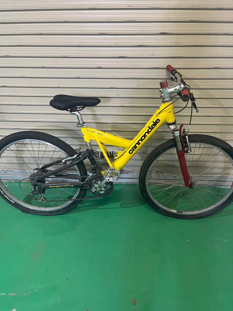 Cannondale キャノンデールスーパーV900 マウンテンバイク イエロー