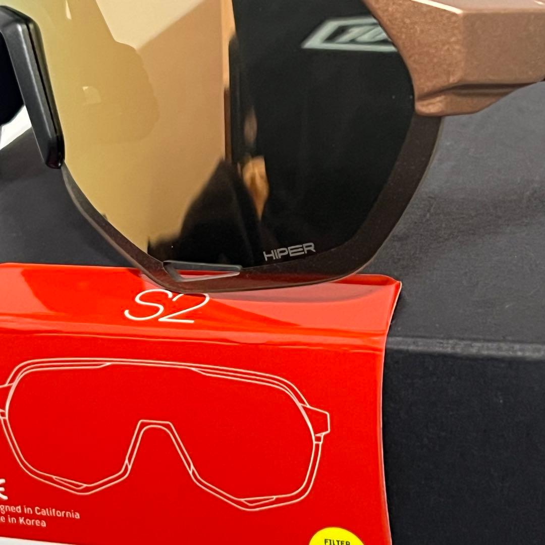 100% ワンハンドレッド サングラスS2 Copperファン・ソト 着用モデル