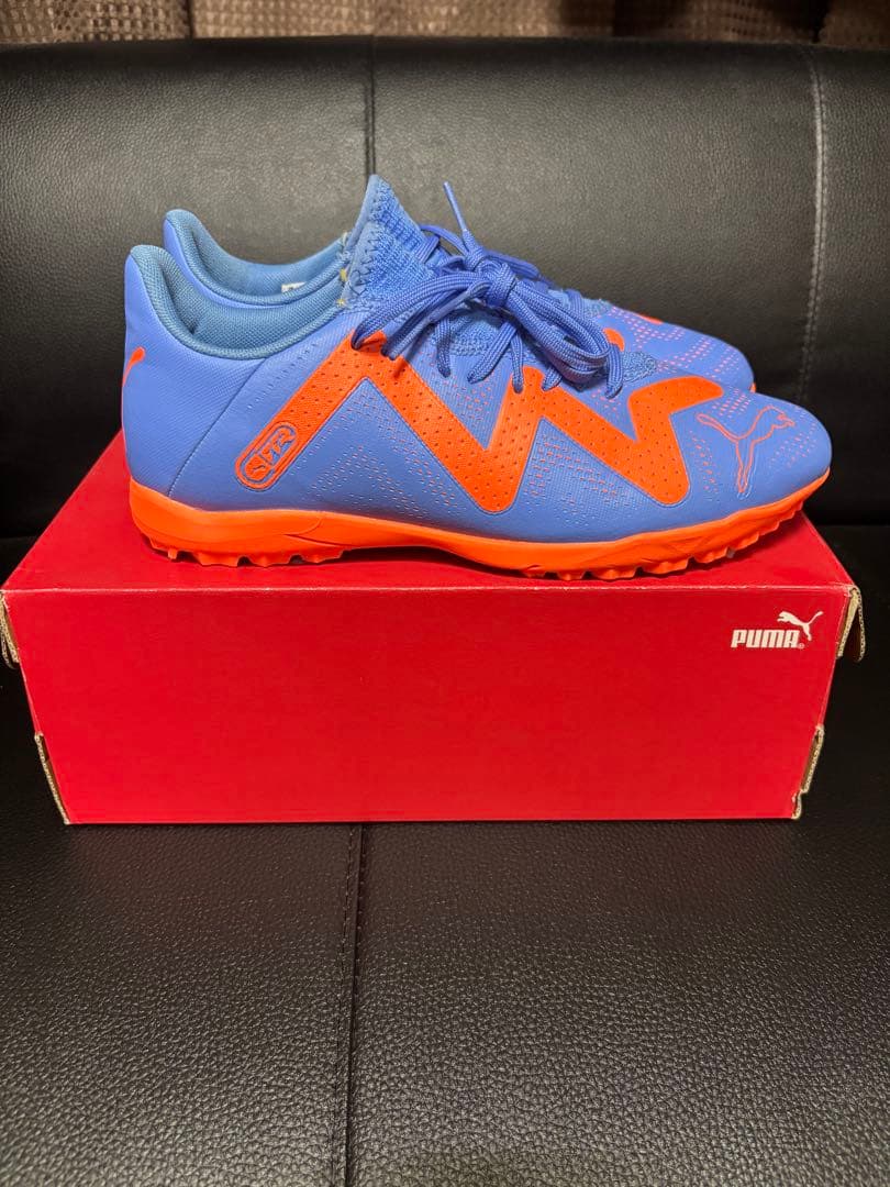 シューズ PUMA FUTURE PLAY TT 25.5