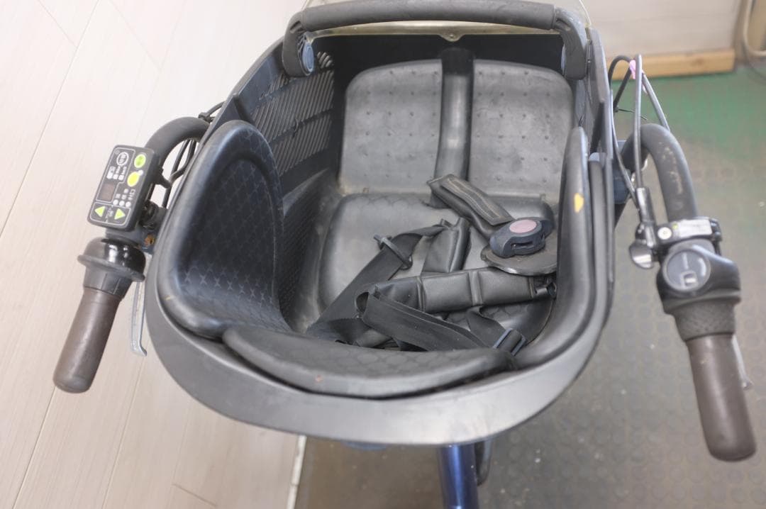 電動自転車ヤマハPAS　KISS　20インチ　3段8.7Ah（4点灯）充電器あり