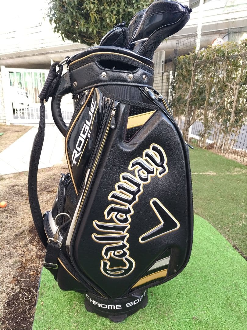 Callaway Rogue ゴルフバッグ・キャディバッグ ヘッドカバーなし