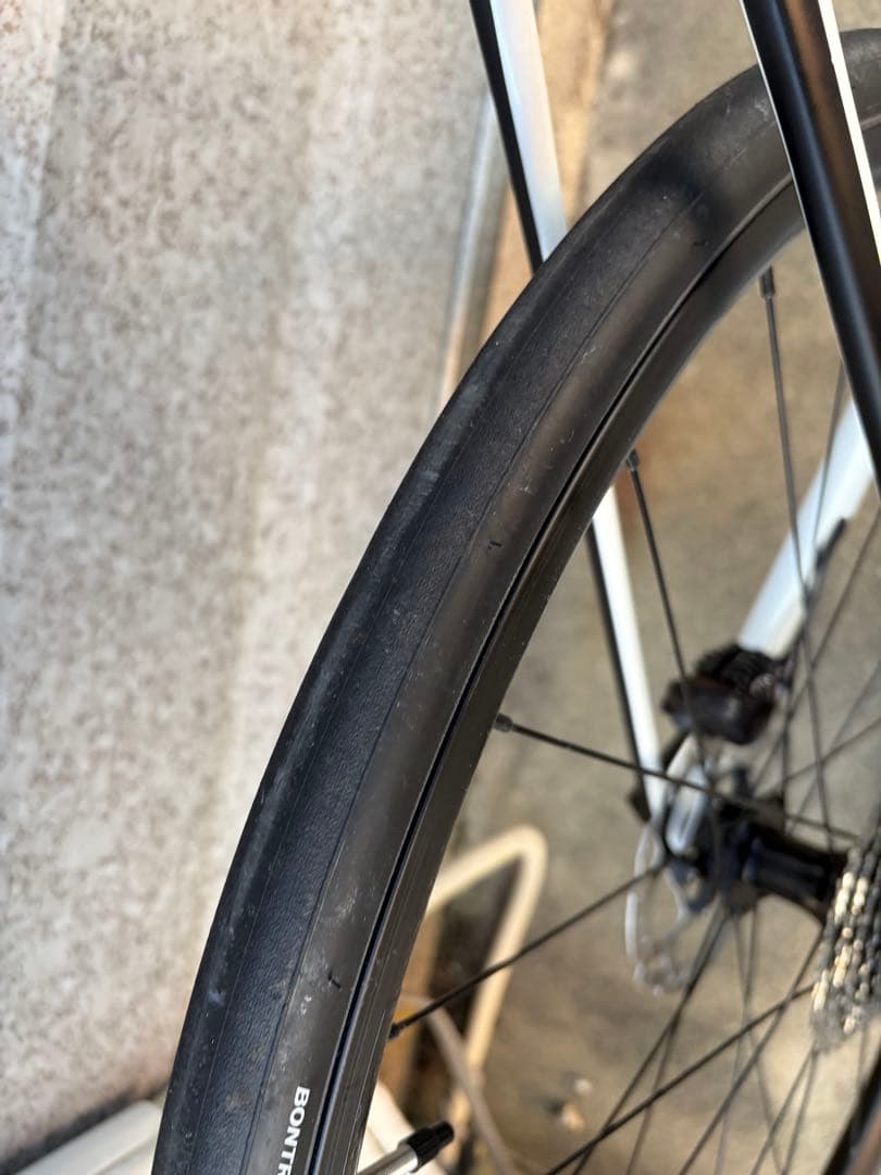 TREK Madone SL 5 Gen 8 ロードバイク Mサイズ ホワイト