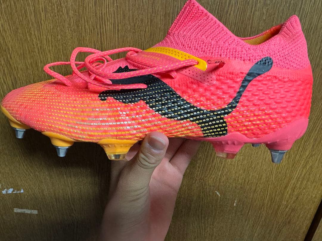 Puma サッカーシューズ ピンク スパイク