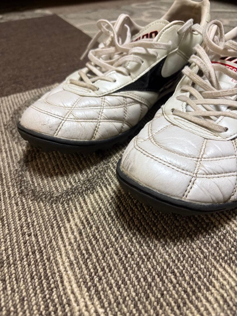 Mizuno Morelia TFサッカーシューズ サイズ27.5