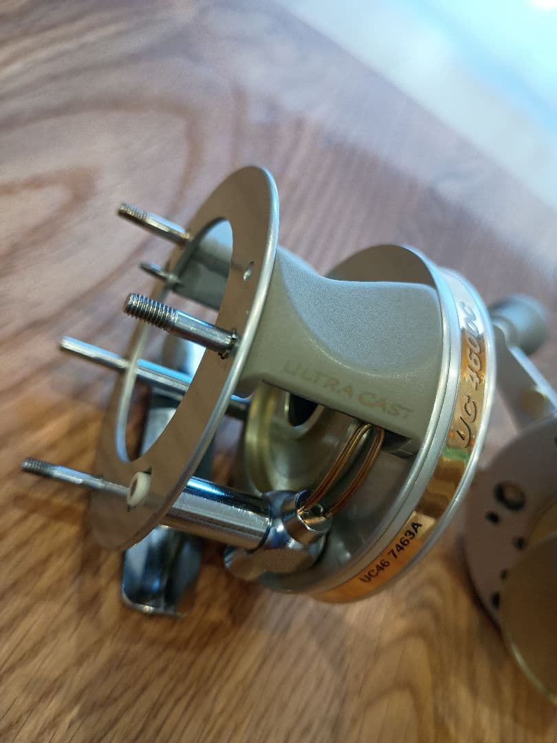 Ambassadeur UC 4600C ベイトリール