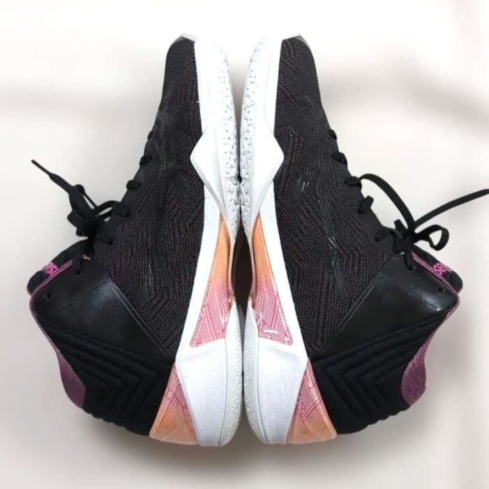 asics アシックス　ゲルバースト24.5cm　バスケット　バッシュ