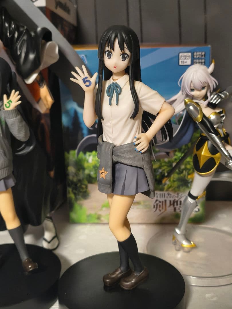 宝田六花、黒崎一護 けいおん纏め売りフィギュアセット