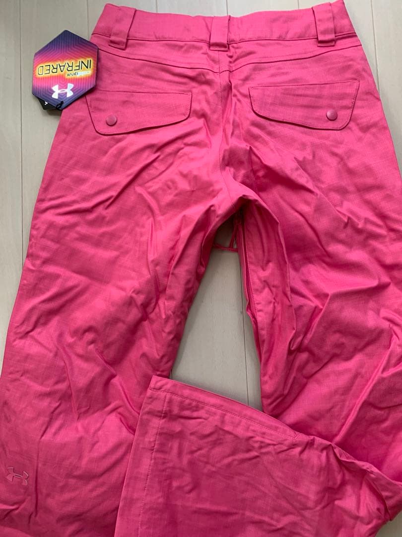 ⭐️新品未使用　アンダーアーマー　スノボパンツ