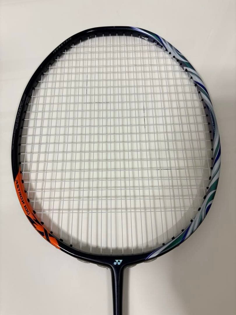 美品❤︎ 廃盤希少❤︎YONEX❤︎アストロクス100ZX ❤︎バドミントンラケット袋付