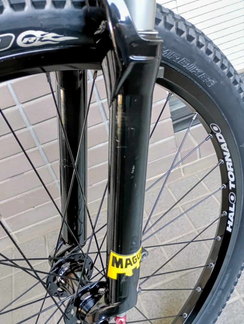 CURTIS BIKES マウンテンバイク（イングランド製）【送料込み・発送可】
