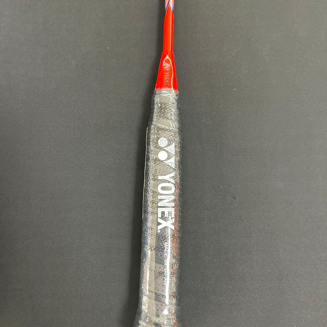 4ug5 アストロクス77プロ 新品未使用　ヨネックス　バドミントンラケット