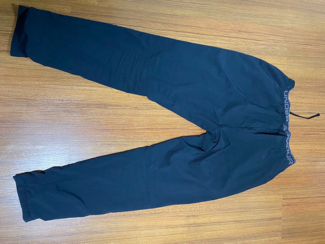 Under Armour フード付きジャケット 、パンツセットブラック