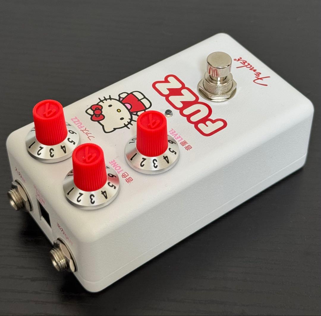 Fender×ハローキティ FUZZ エフェクター ホワイト (16)