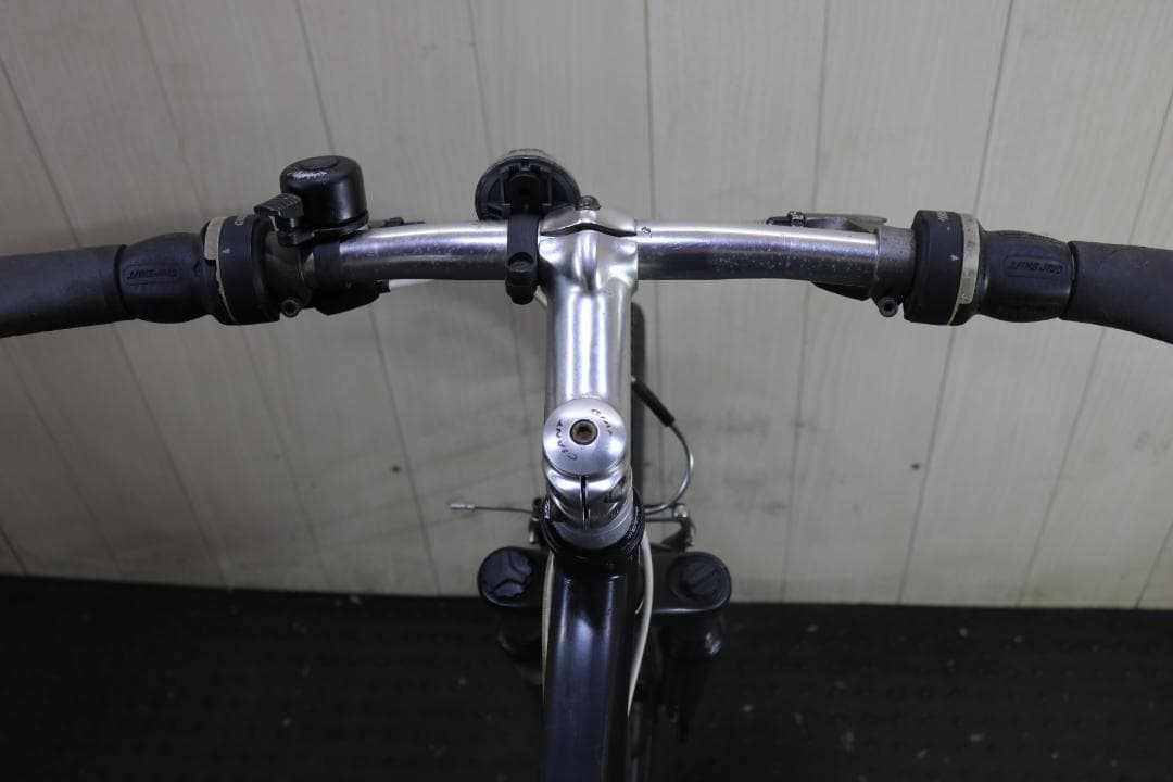 GIANT GLIDE R3 700C 24速 465mm ディスクブレーキ対応