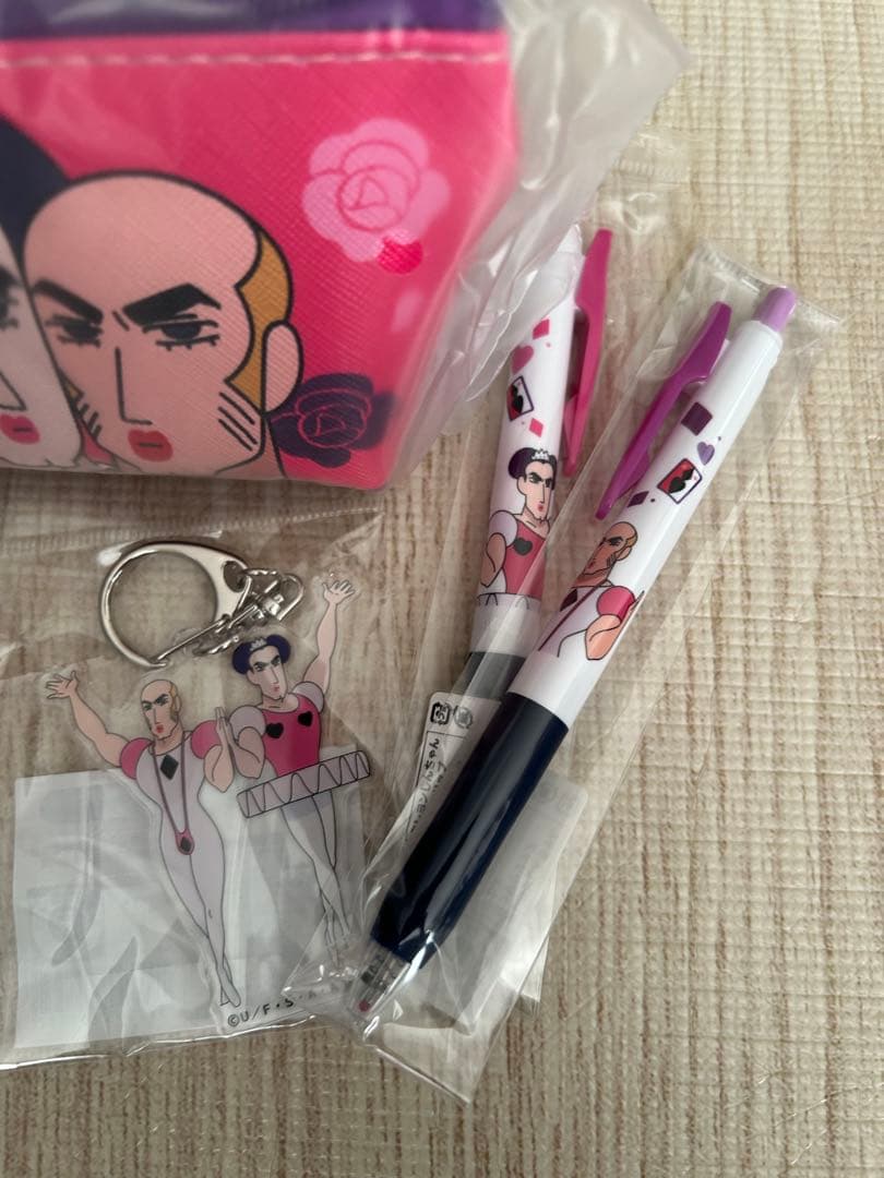 クレヨンしんちゃん　マカオとジョマセット