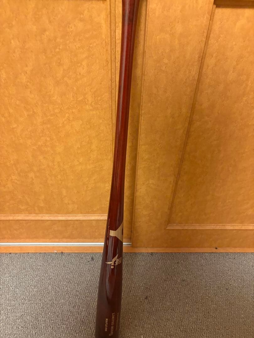 ヤナセ木製硬式バット