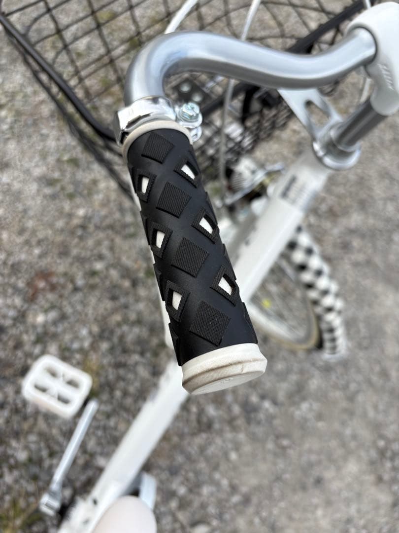 子供用自転車 ホワイト チェック柄