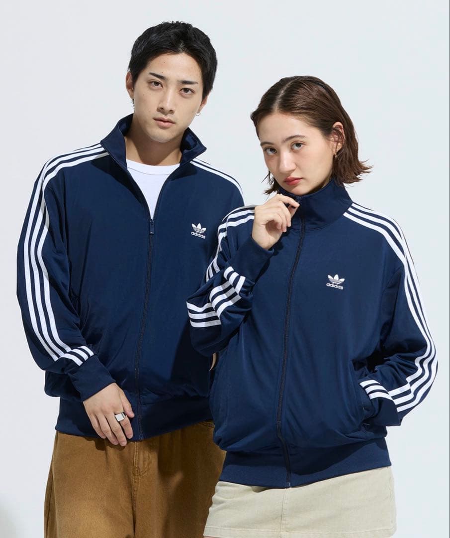 adidas トラックジャケット ネイビー
