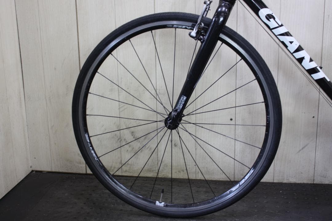 GIANT ESCAPE RX 700C アルミ 27速 560mm クロス　黒