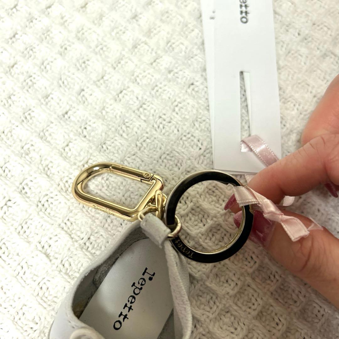 【新品未使用】希少♪Repetto レペット シューズ型 キーホルダー ホワイト