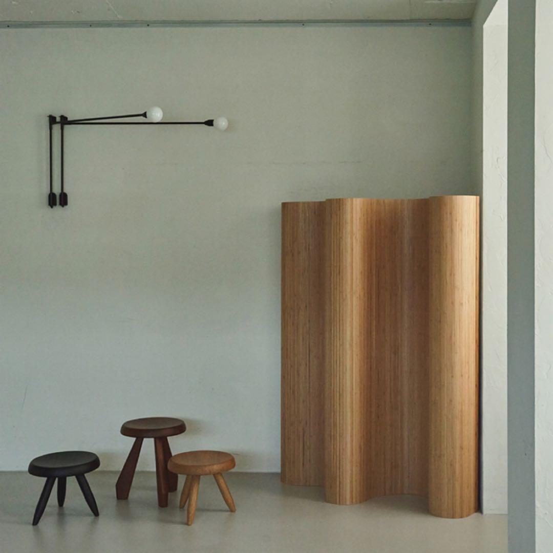 木製波状パーテーション 240cm x 180cm