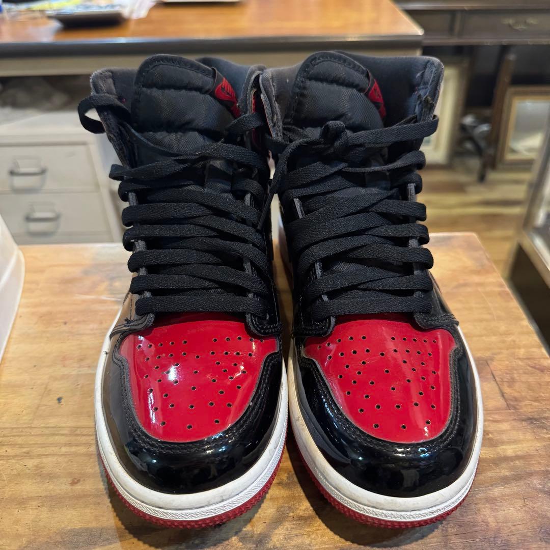 NIKE AIR JORDAN 1 RETRO HIGH OG ブレッドパテント