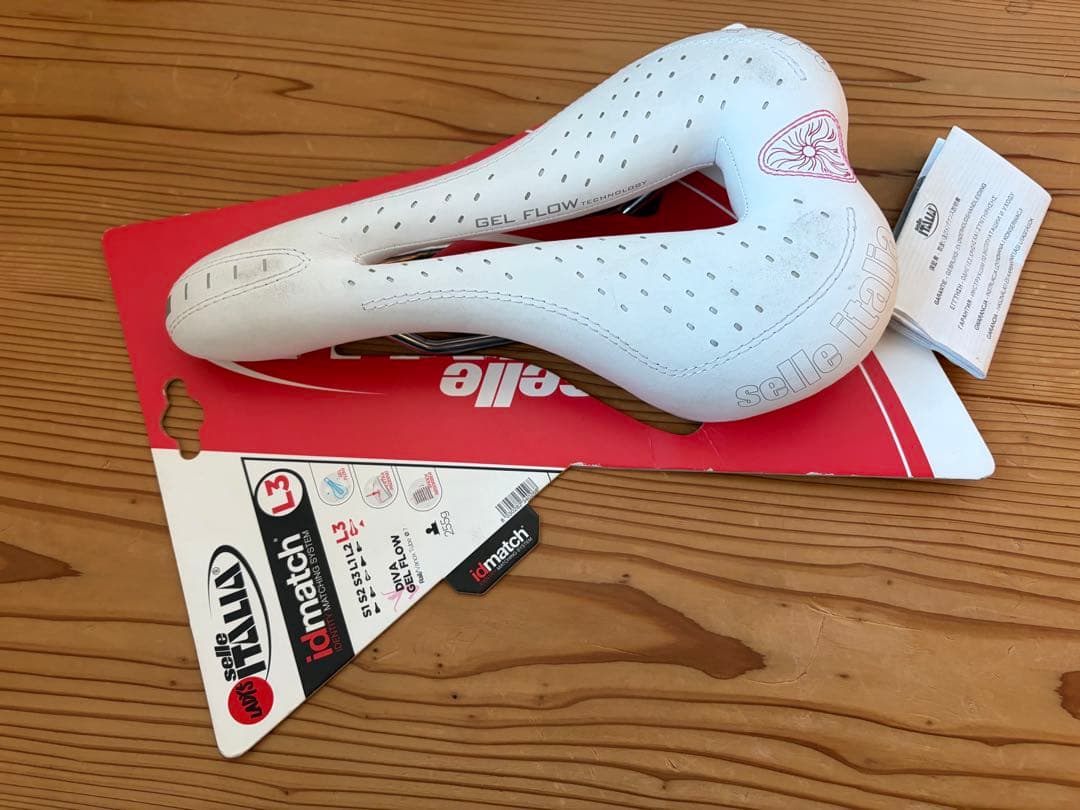 （未使用） Selle Italia セライタリア サドル 女性 レディース