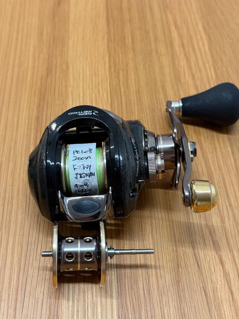 美品REAL METHOD GIGASALT PG ベイトリール 替スプール付き