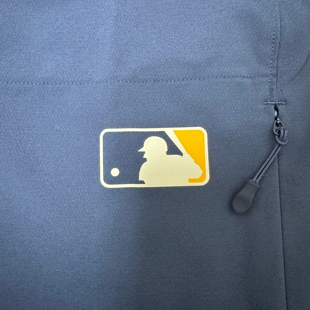 【美品】ナイキ MLB ブリュワーズ ウィンドシャツ 2025年モデル