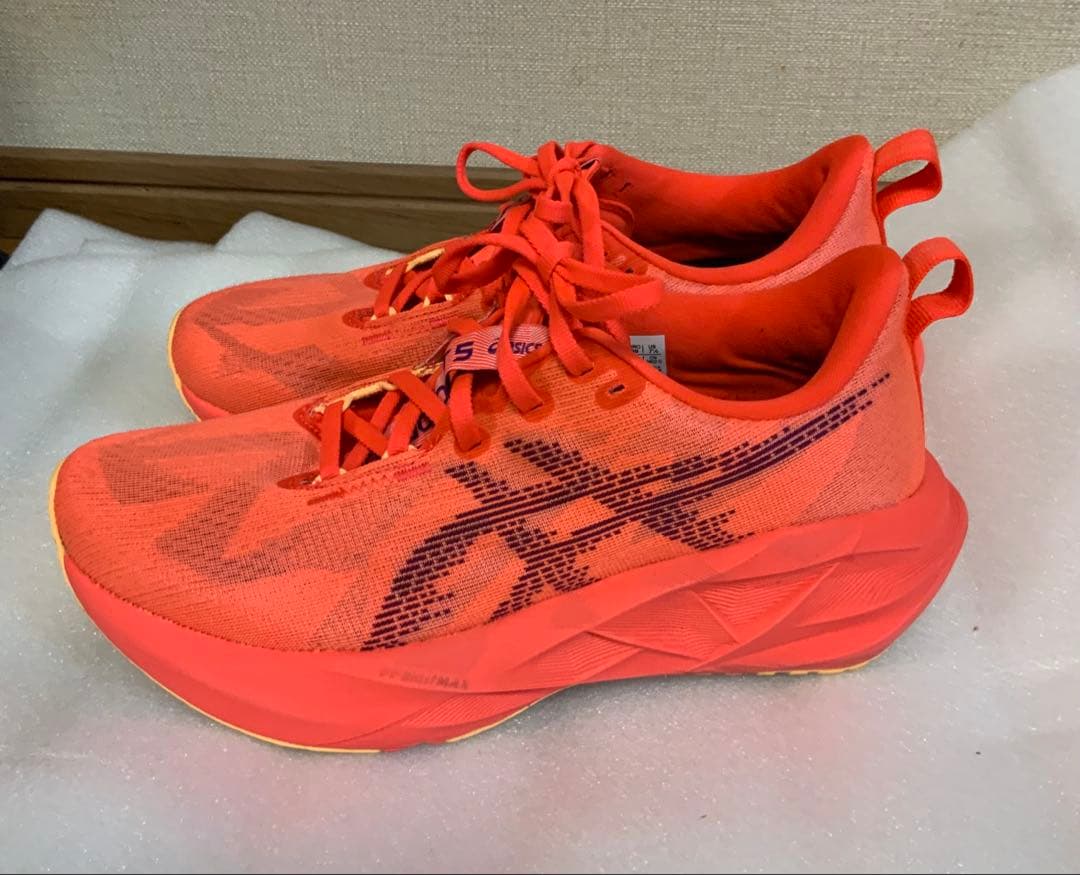 ASICS アシックス　NOVABLAST 5 レディース 24.5cm 美品