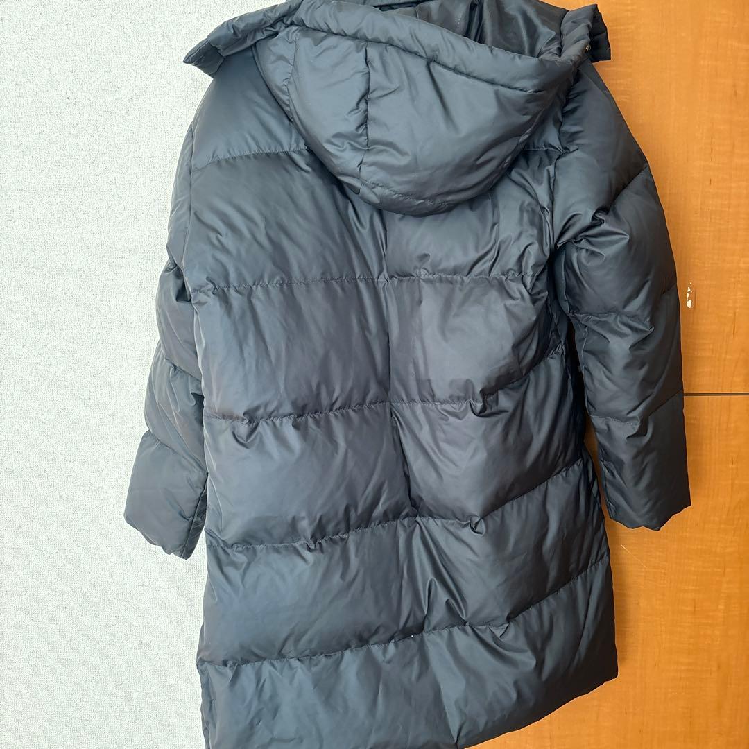 超美品DESCENTE 黒ダウンベンチコート Mサイズ
