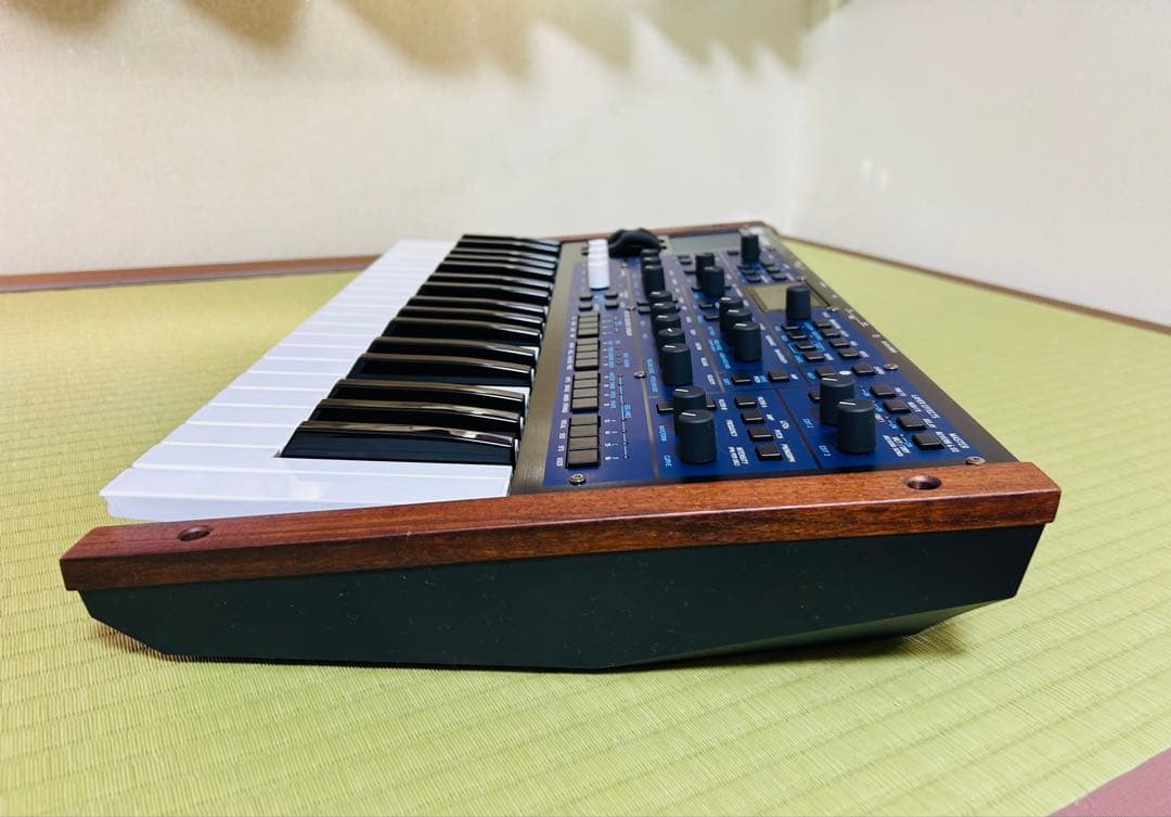 鍵盤楽器 KORG multi/poly