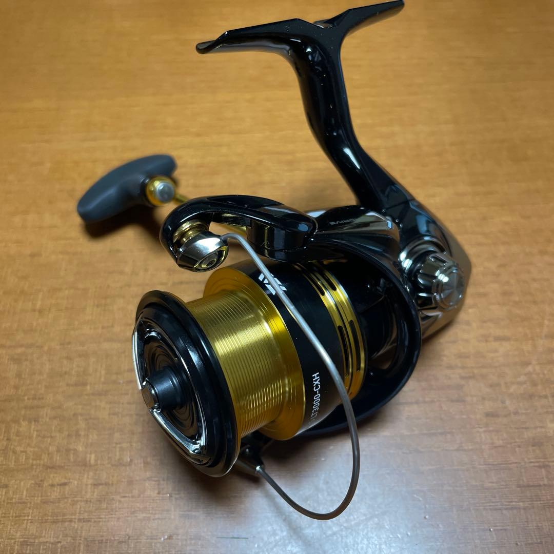 ダイワ Daiwa 23レガリス LT3000-CXH 【新品・未使用品】