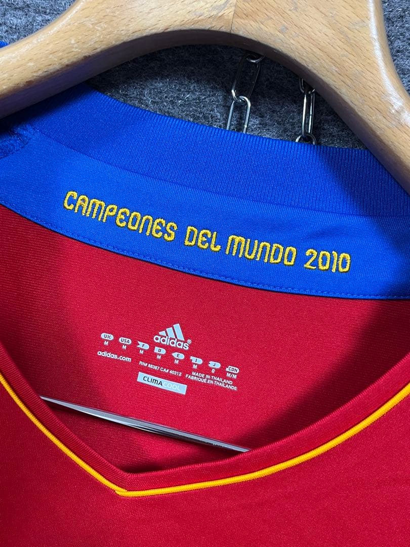 良好 アディダス 2010年 サッカースペイン代表 ホーム ユニホーム 赤 O
