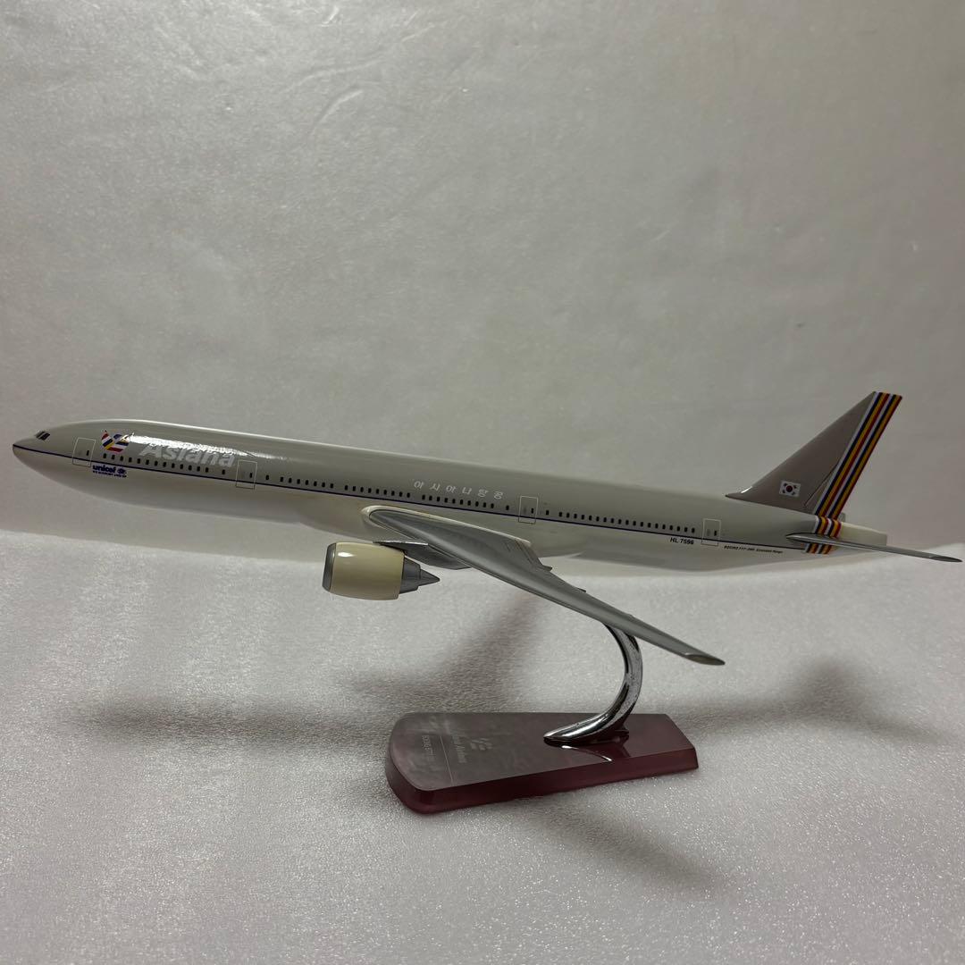 レアAsiana Airlines Boeing 777-200ER 1/200