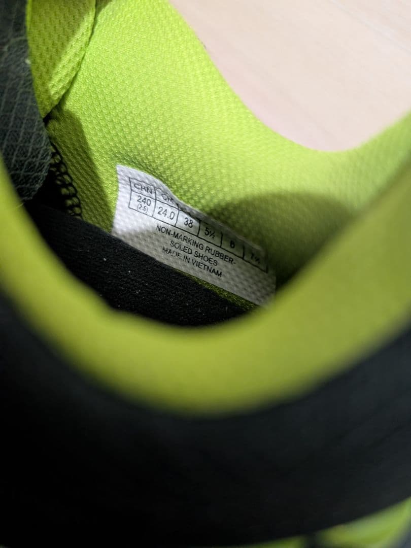 【美品】YONEX バドミントンシューズ ダイヤル24センチ
