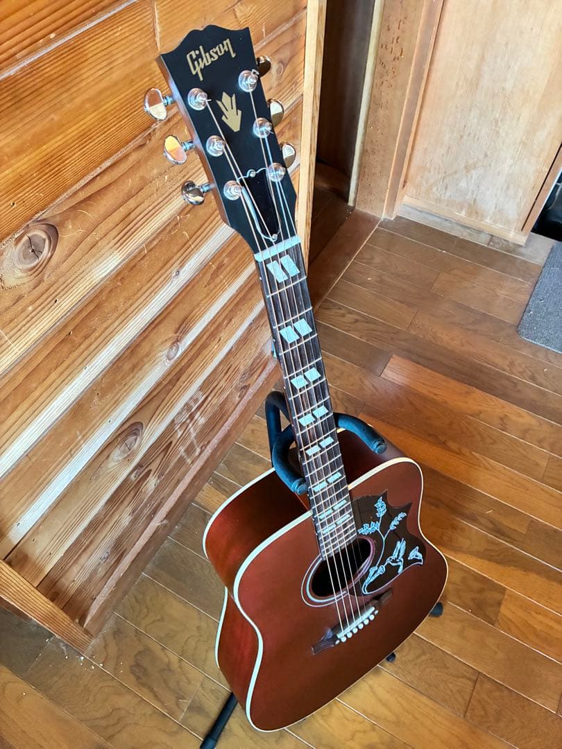 Gibson エレアコギター　　　　　ハミングバードスペシャルWR