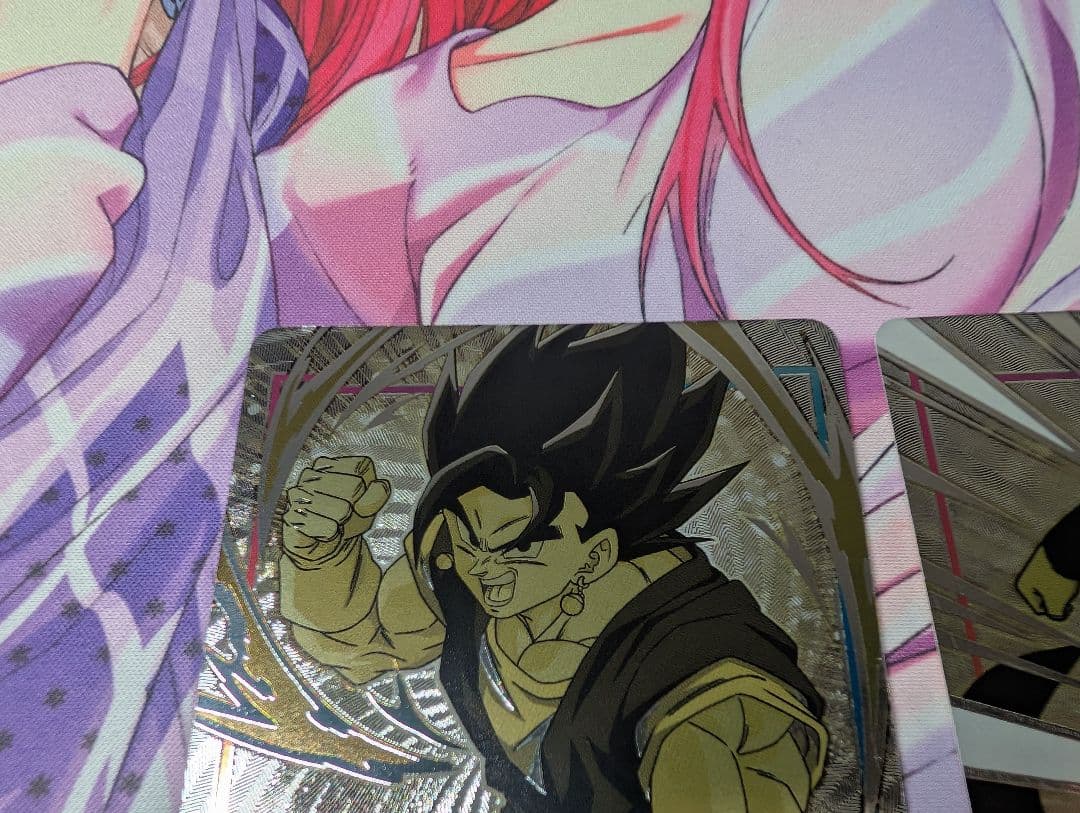 【超希少】ドラゴンボールカード ベジット・ゴジータ ストレージボックス プロモ
