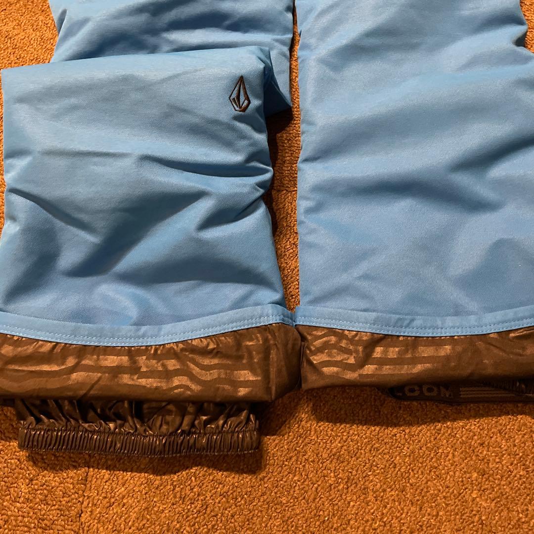 VOLCOM ボルコム　スノーボードウエア　キッズ140前後