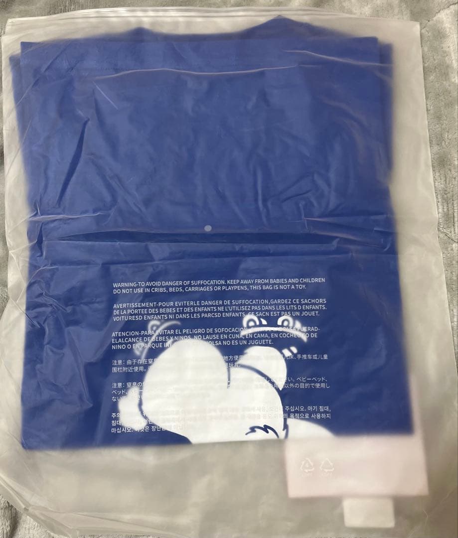 公式・未開封 newjeans Tシャツ