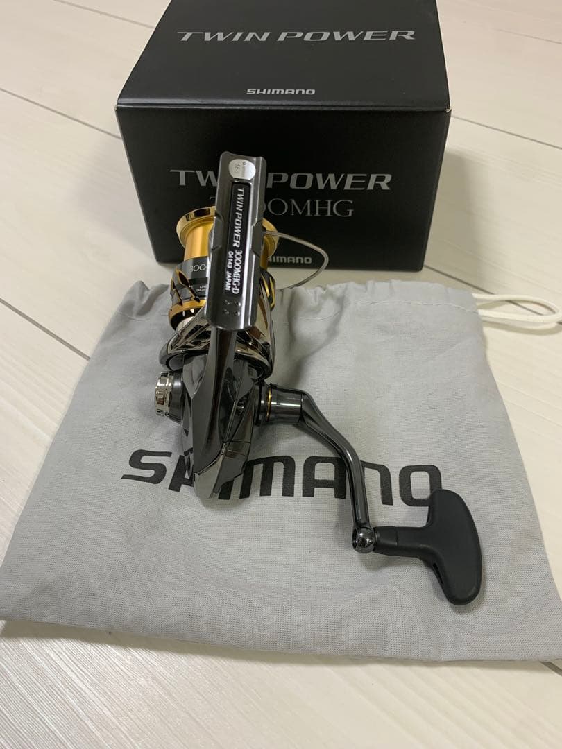 シマノ　20ツインパワー 3000MHG